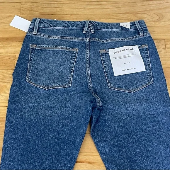 Classic Blue Women's Jeans - Picture 7 of 11